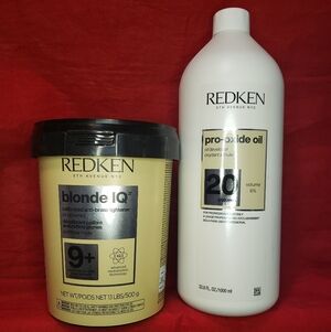 Redken Blond IQ With Liter 20 Volume Developer Set.